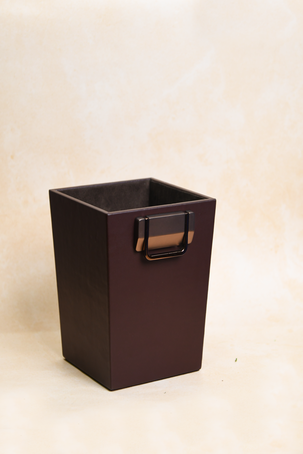Vegan Leather Acier Dustbin