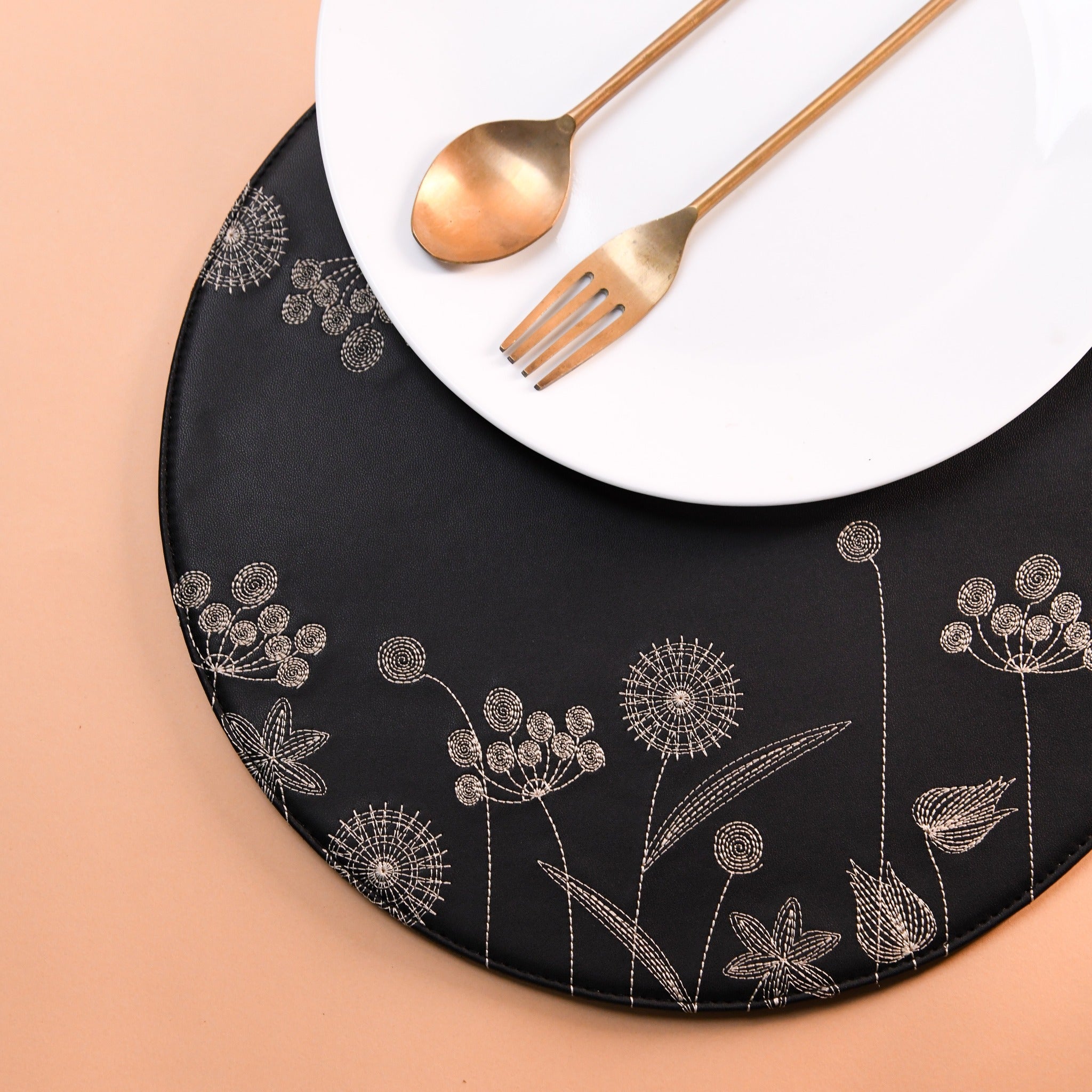 Bloom Round Mats
