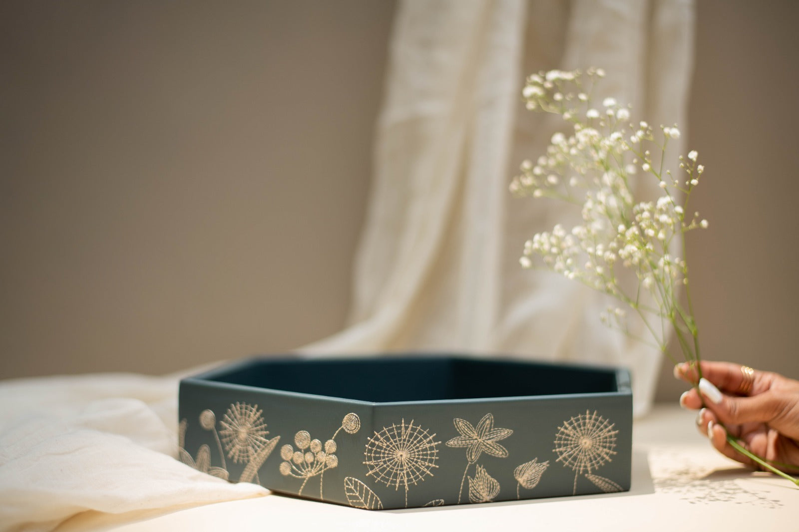 Bloom Hex Tray